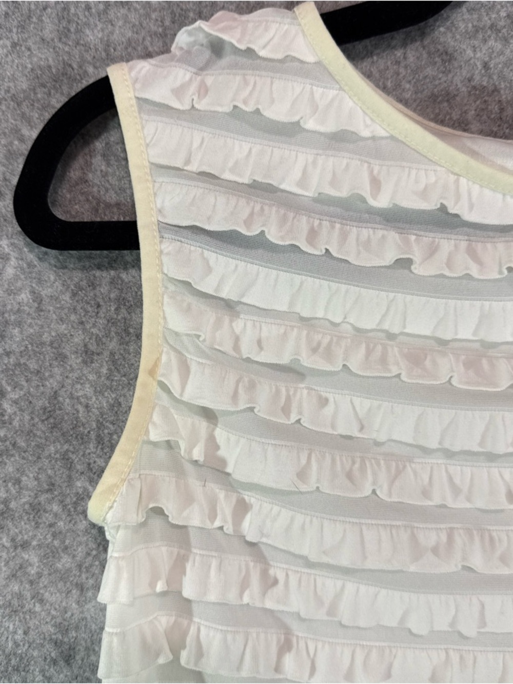 Joseph Ribkoff White Ruffled Sleeveless Shell - Picture 4 of 11